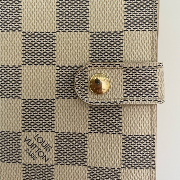 Louis Vuitton White Monogram Wallet - Picture 4 of 5